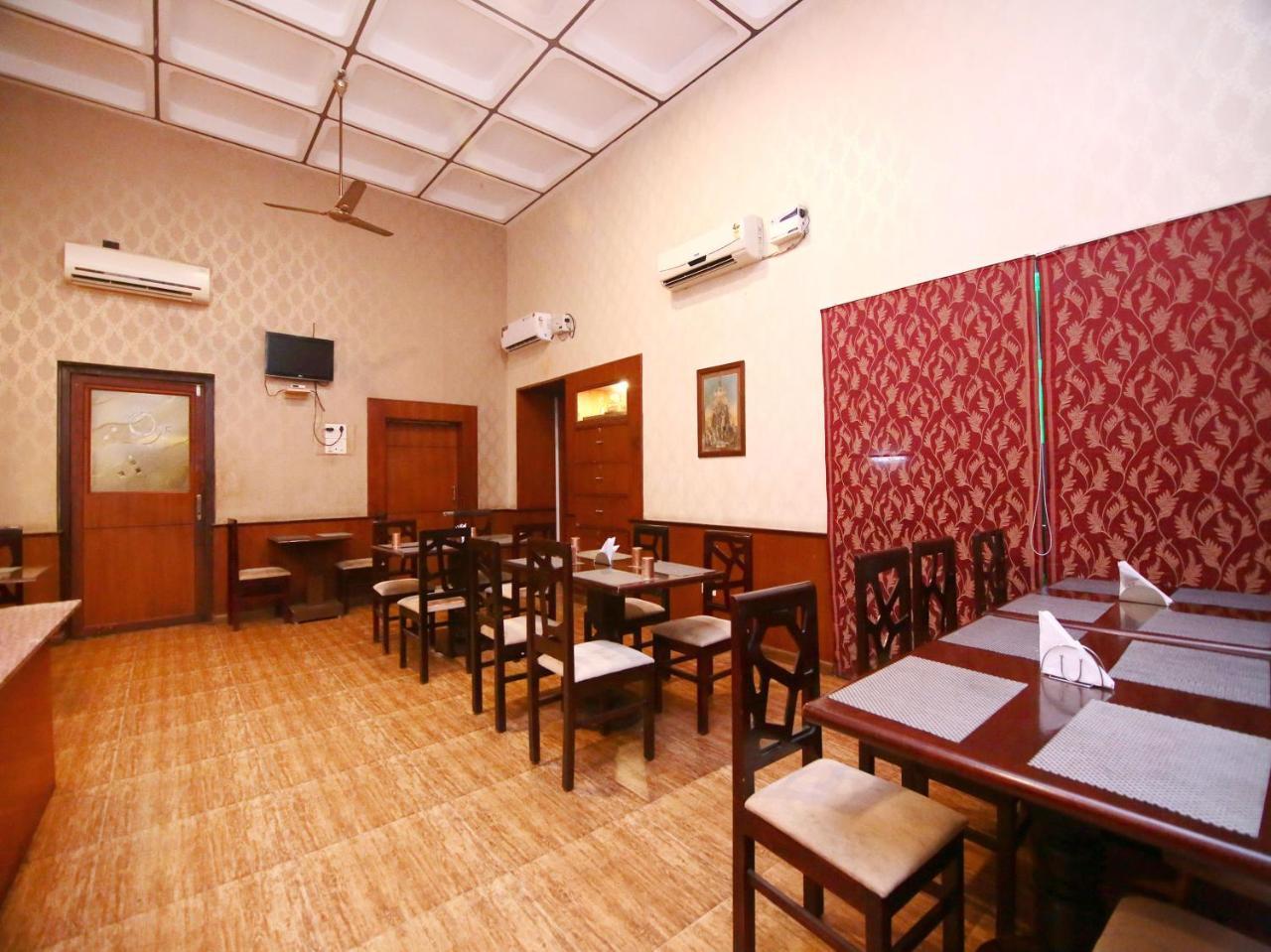 סאלם Hotel Windsor Castle מראה חיצוני תמונה