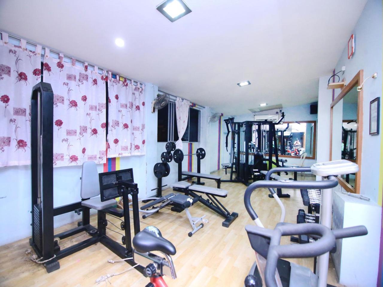 סאלם Hotel Windsor Castle מראה חיצוני תמונה